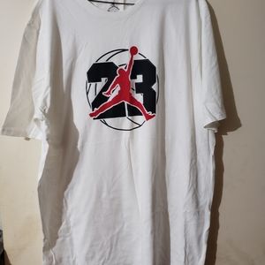Jirdan t-shirt
